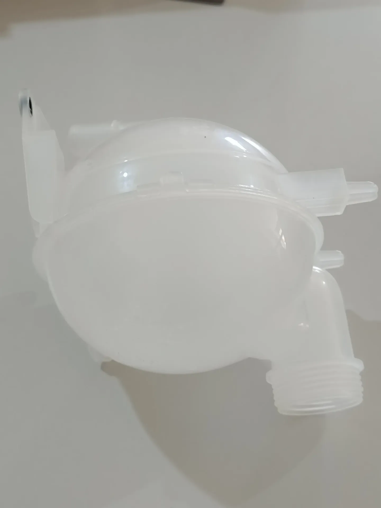 قنينة ماء Coolant Expansion Tank Peugeot 307 (00-09)/ Citroen C4 (04-11) 1.4 1.6 2.0