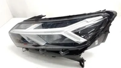 ضوء امامي شمال برواز ابيض مع موتور Left Headlight w/ Motor Dacia Sandero/ Logan (23>)/ Jogger (22>)