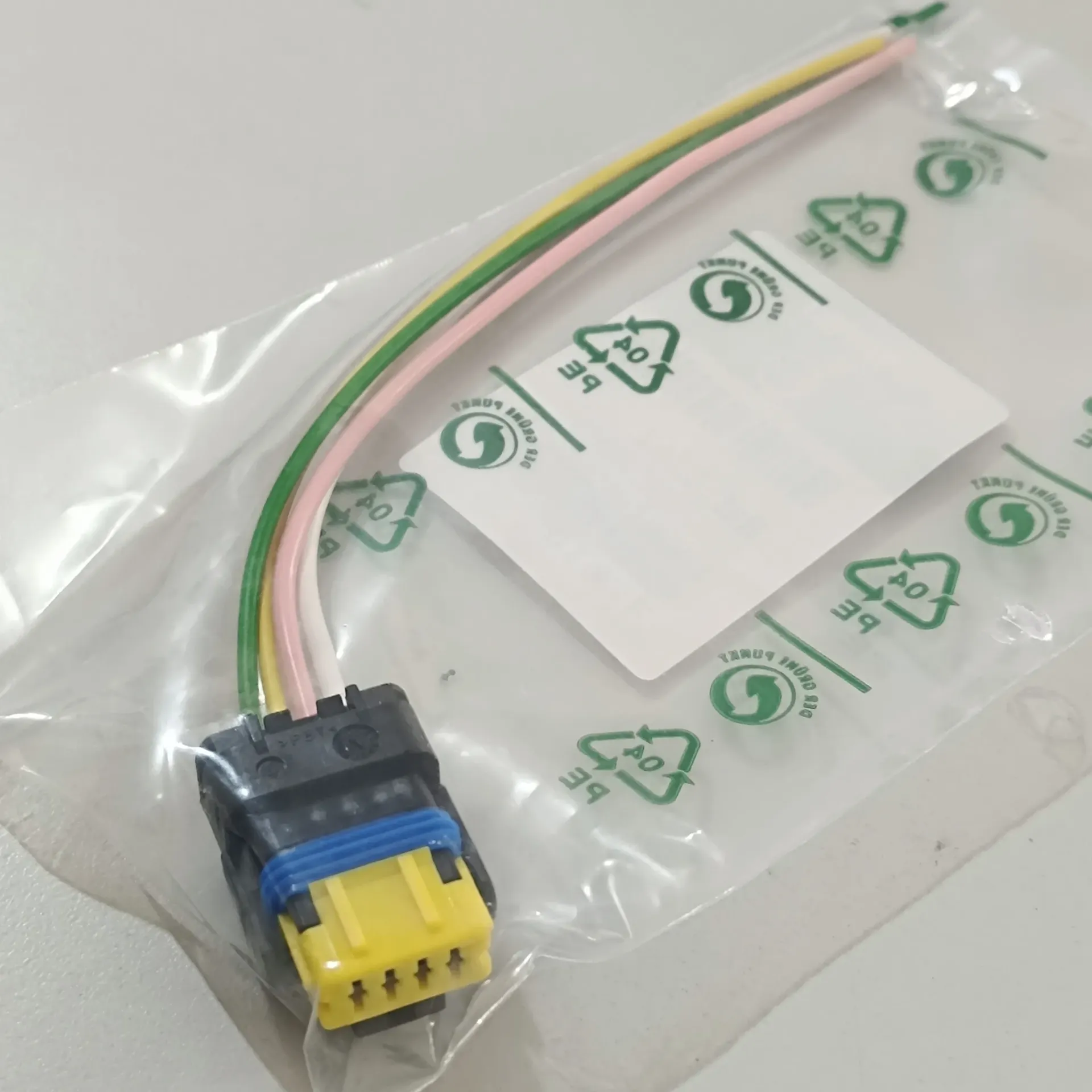 [TYK-5762] 4K4024 فيشة فواشة بنزين Fuel Pump Socket Renault Kangoo/ Megane II 1.6 16V
