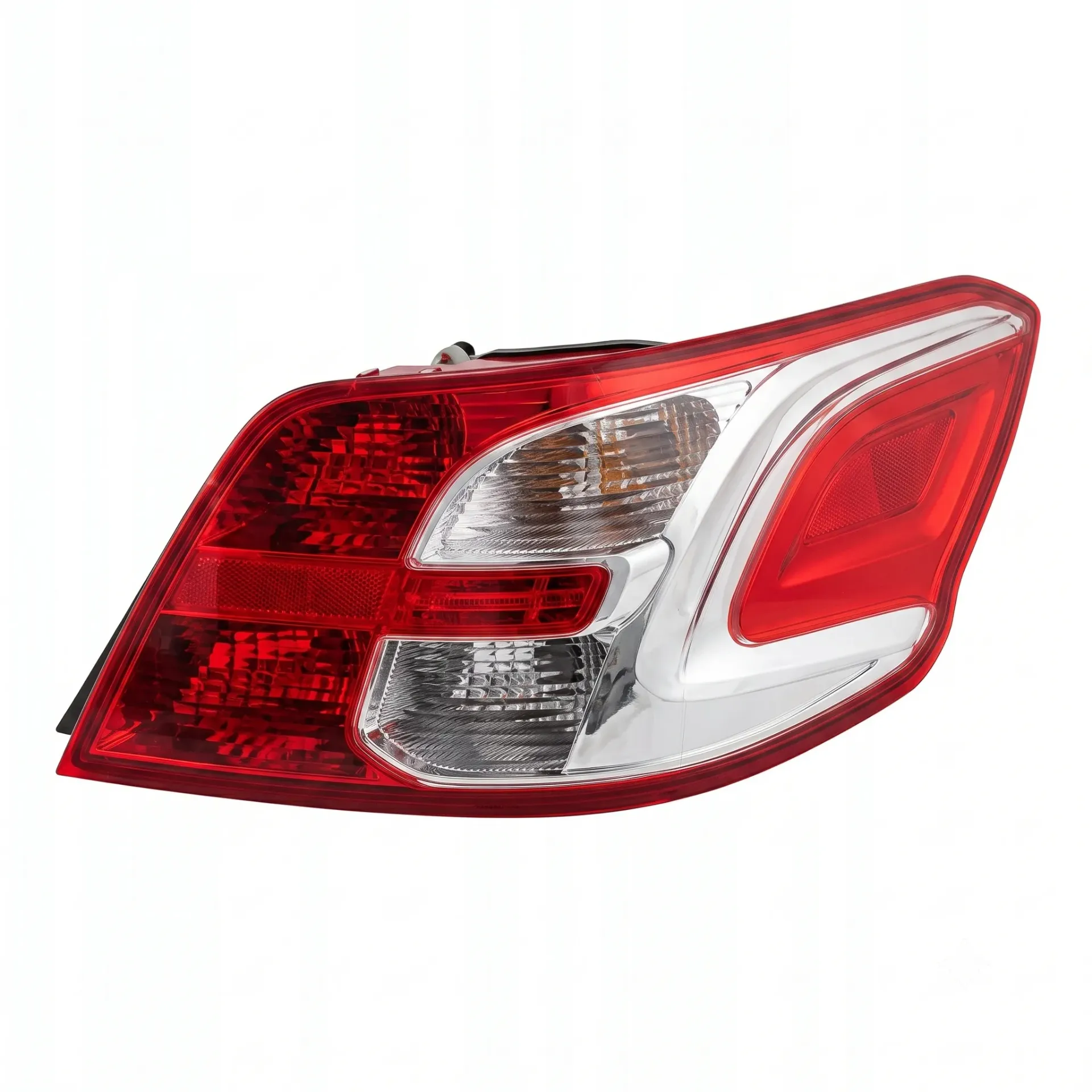 ستوب خلفي يمين Right Tail Light Peugeot 301 (13-17) w/o Socket